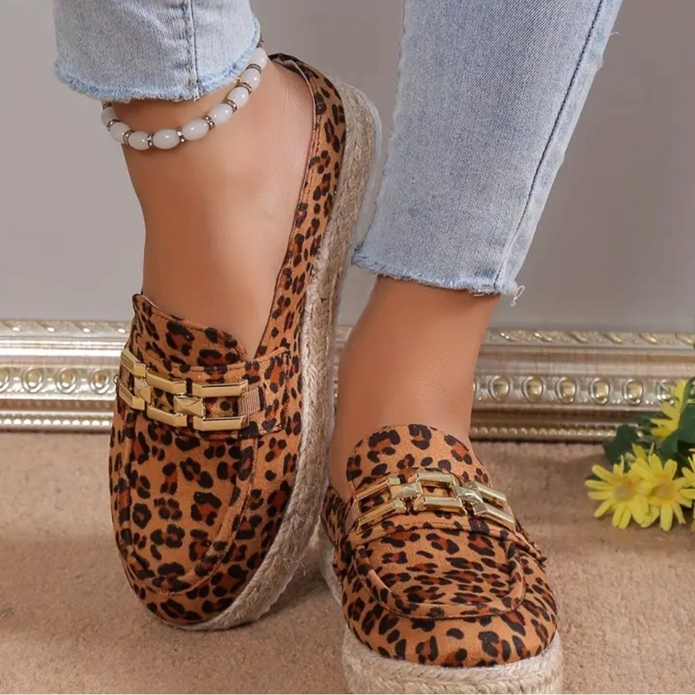 Travel. Passions - Leopard print mule slip on